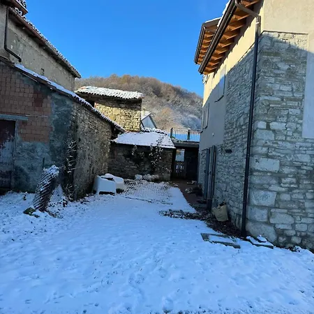 Casa Del Giglio A Cadelmonte Villa Valle  Exterior photo